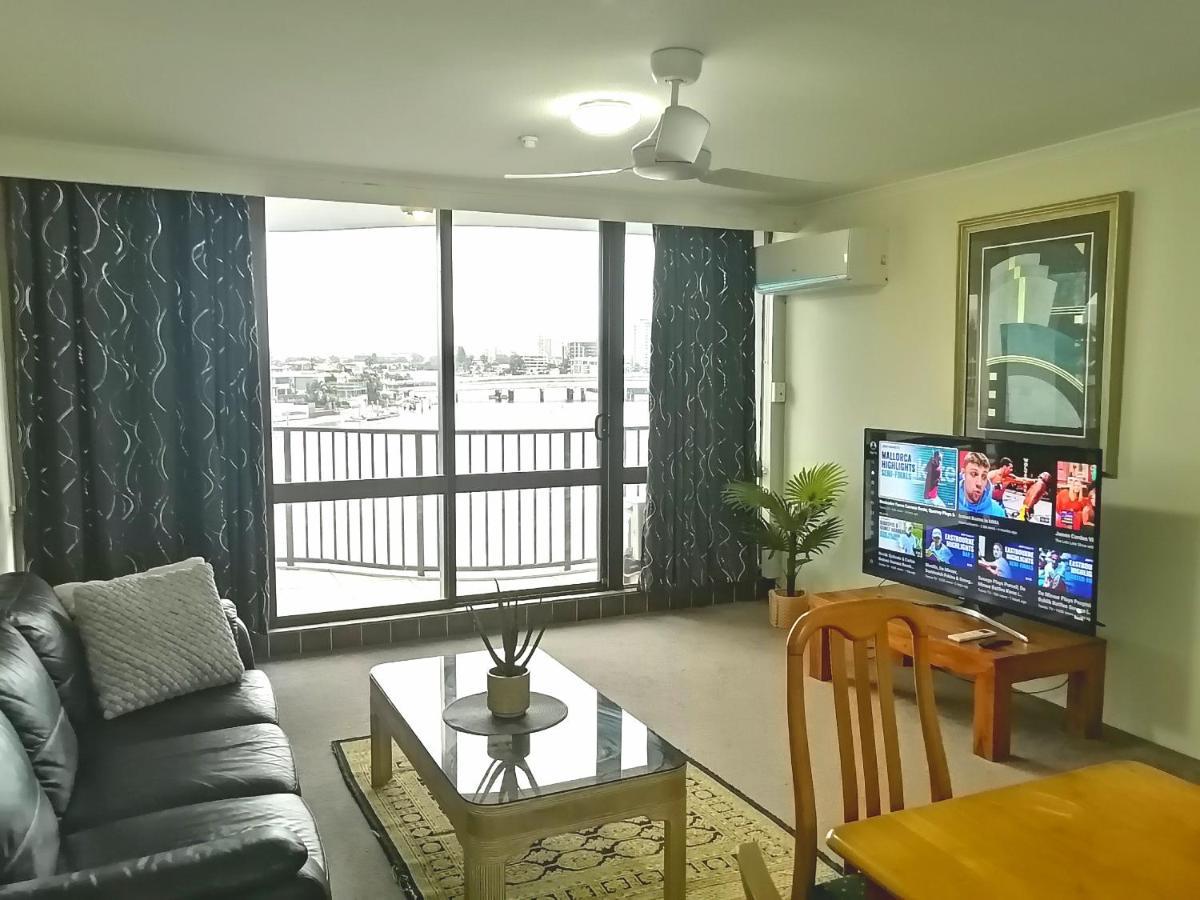 Silverton Apartment Resort Surfers Paradise Голд-Кост Экстерьер фото