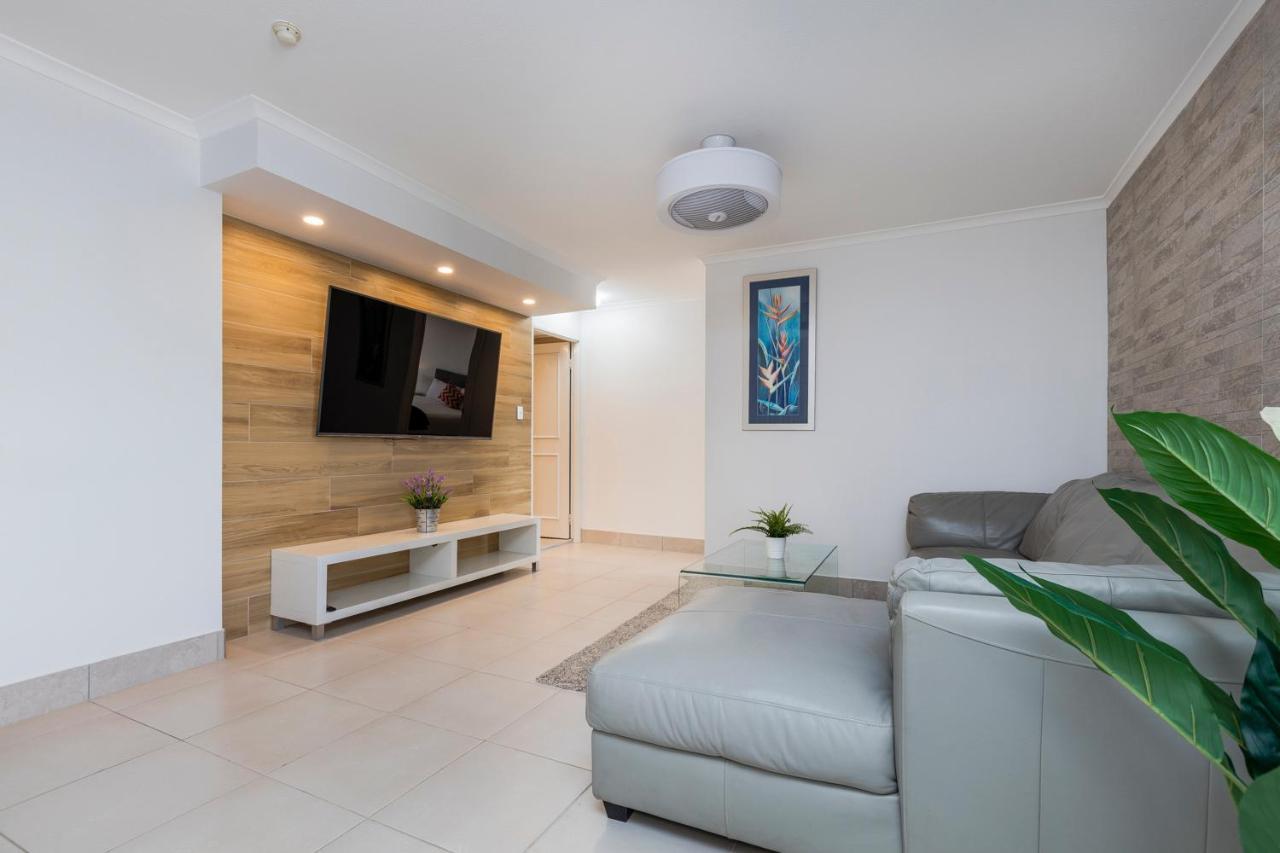 Silverton Apartment Resort Surfers Paradise Голд-Кост Экстерьер фото